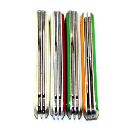Color Changing Knives by Jose de la Torre