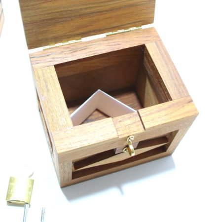 The Telegraph Chest by Magic Wagon, John M. Talbot