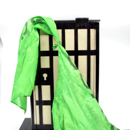 The Houdini Handkerchief Escape by Ireland Magic Company